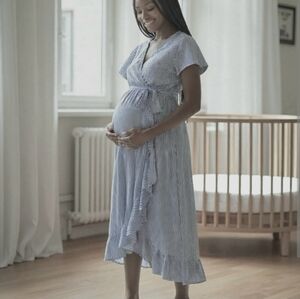 Love Delirious Maternity Maxi Dress Tie Waist Size Small